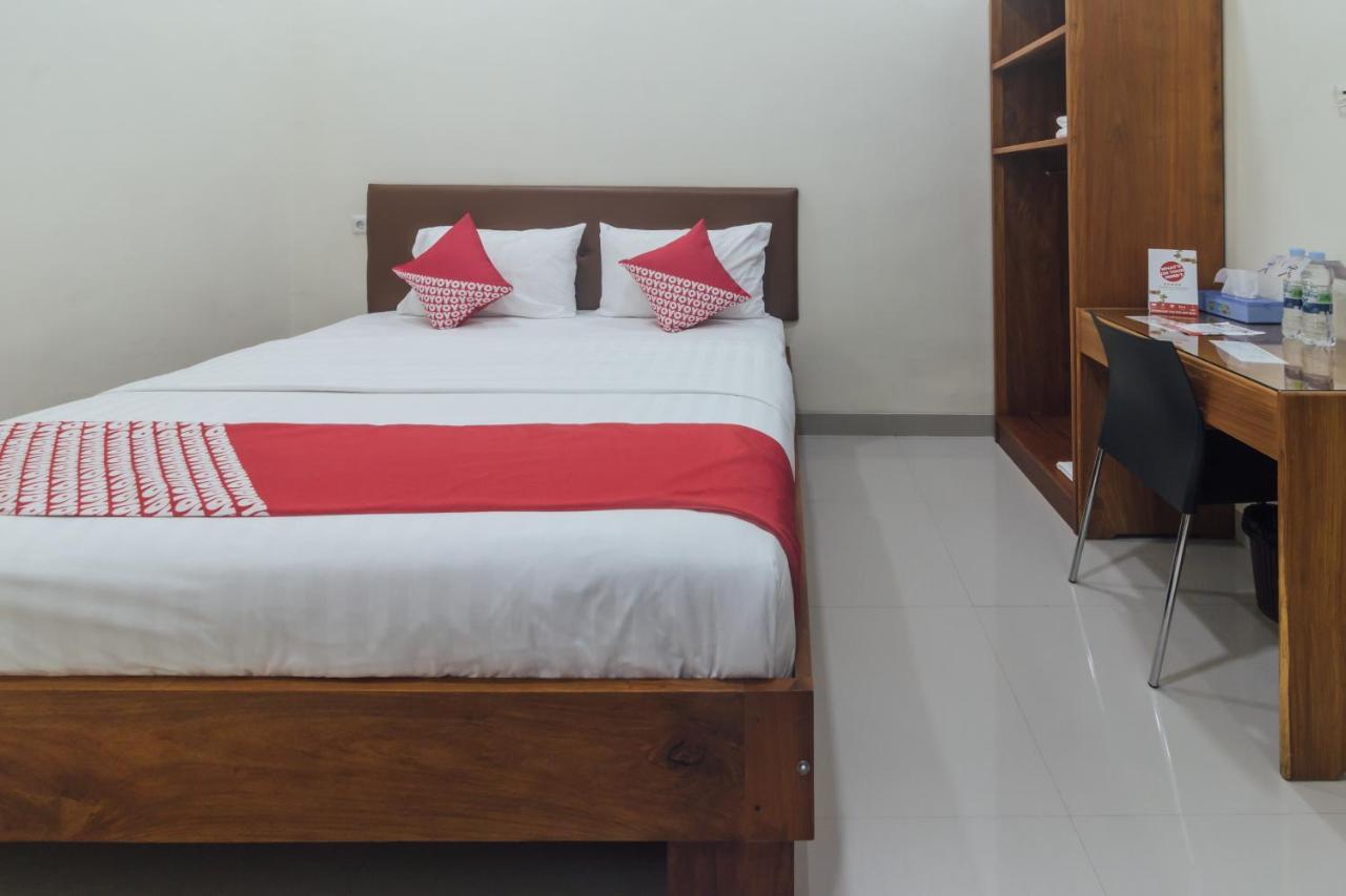 Clean & Comfort Homestay Ambon Eksteriør billede