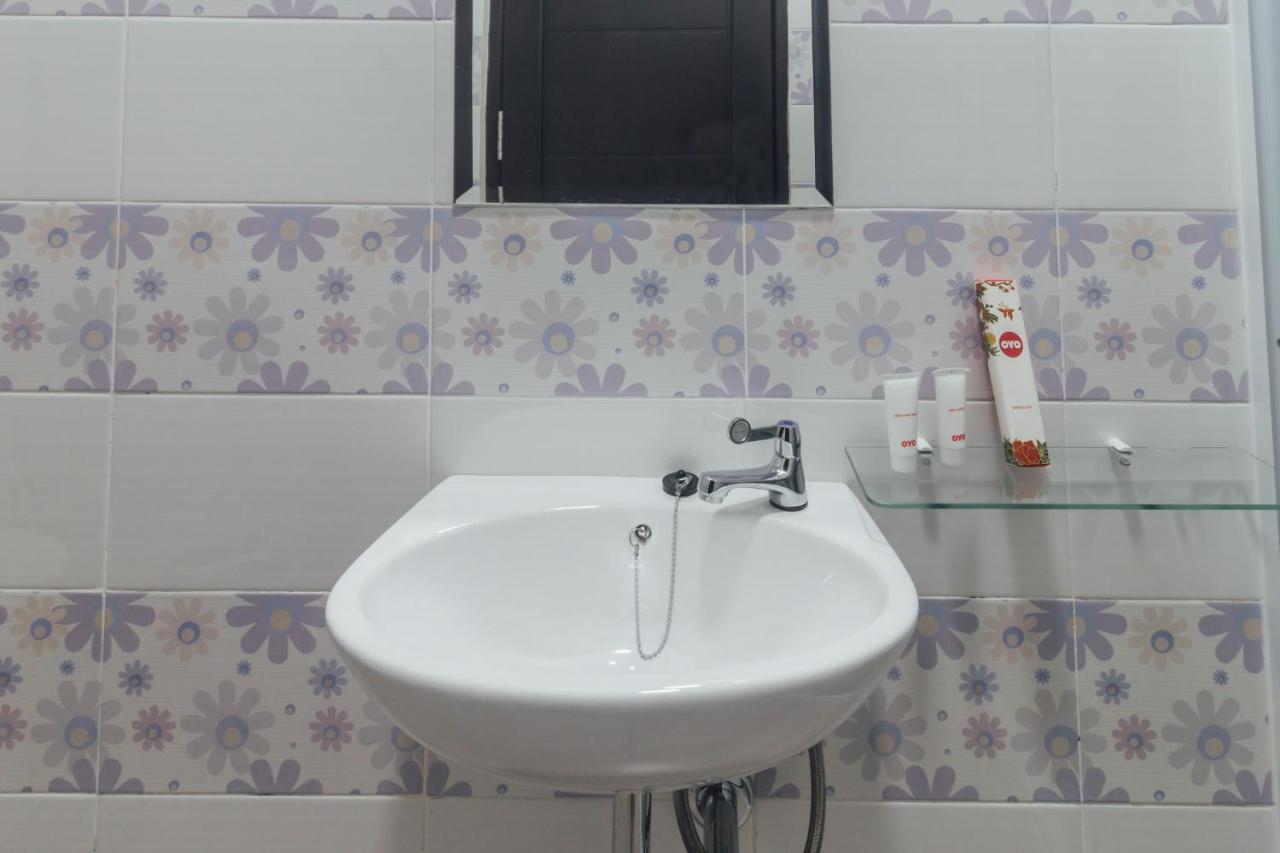 Clean & Comfort Homestay Ambon Eksteriør billede
