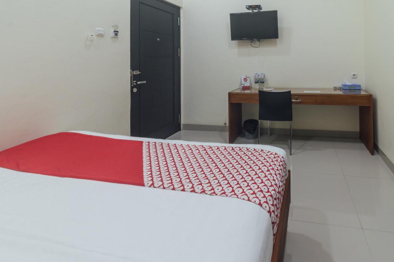 Clean & Comfort Homestay Ambon Eksteriør billede