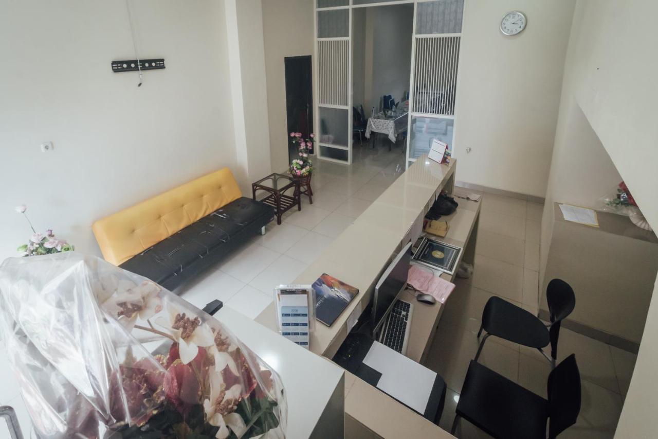 Clean & Comfort Homestay Ambon Eksteriør billede