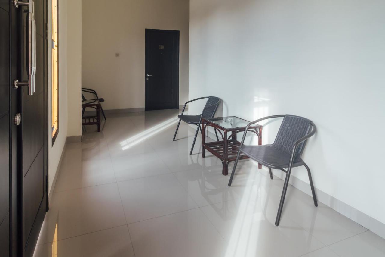 Clean & Comfort Homestay Ambon Eksteriør billede