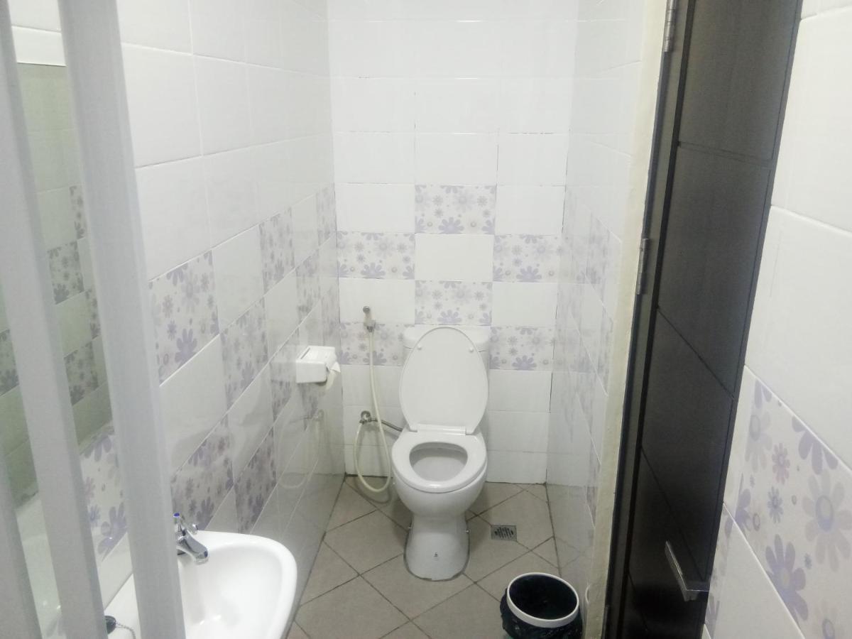 Clean & Comfort Homestay Ambon Eksteriør billede