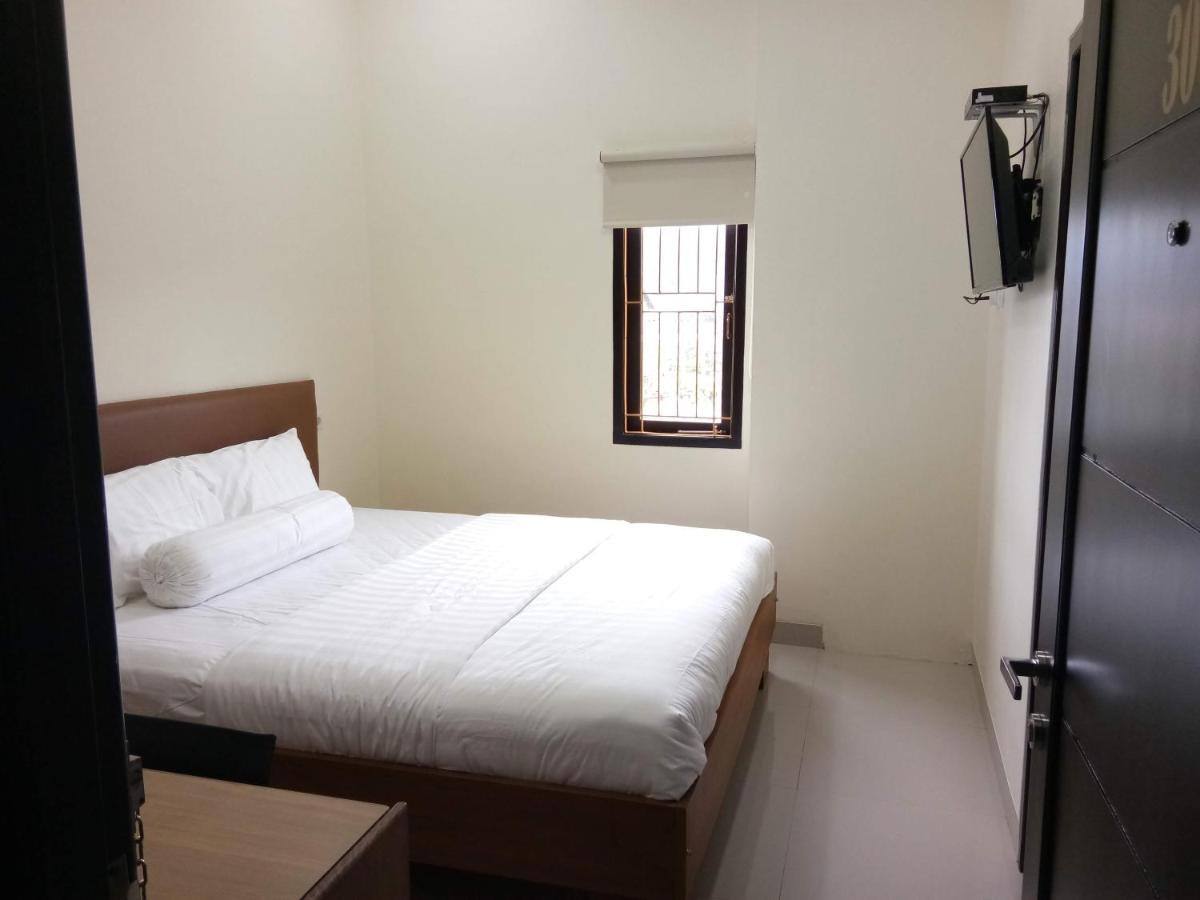 Clean & Comfort Homestay Ambon Eksteriør billede